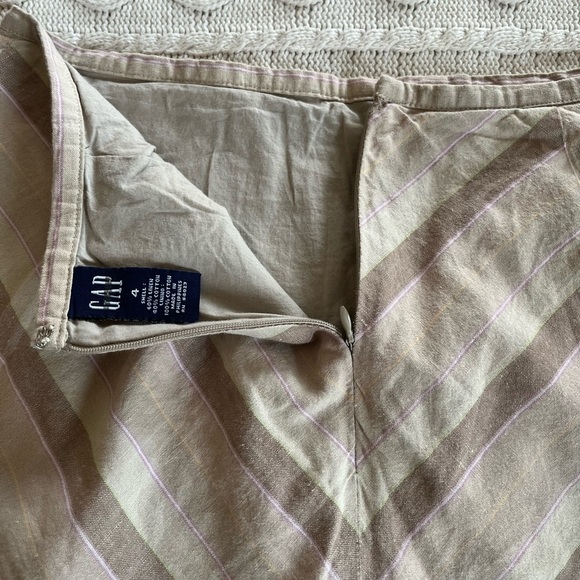 GAP Linen Tan Chevron Patterned Mini Skirt Women’s Size 4 - Picture 6 of 10